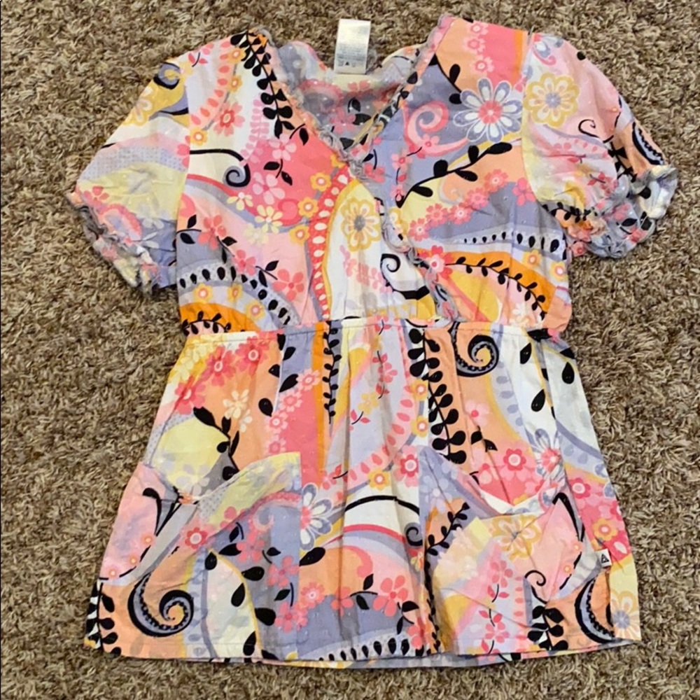 Nurse scrub top